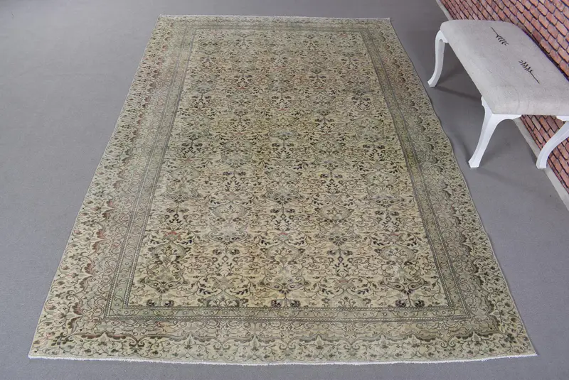 Yeşil ve Kahverengi Halı, 5,4x9,6 ft Puantiyeli Tasarım