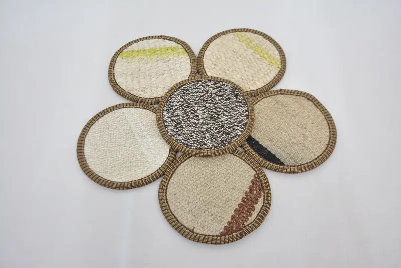Posavasos a rayas beige y blanco, posavasos Kilim único