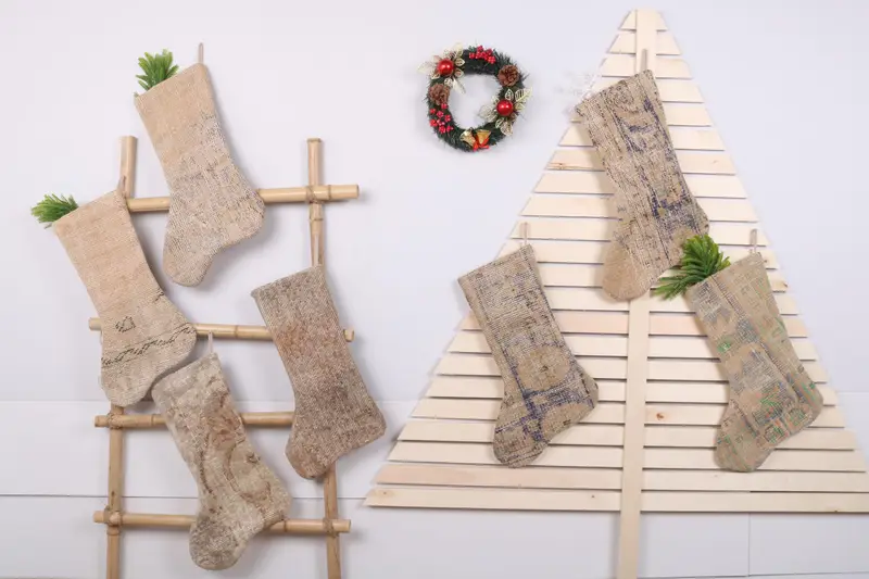 Media de patrón de adornos navideños de 22 pulgadas de ancho, media de decoración orgánica natural