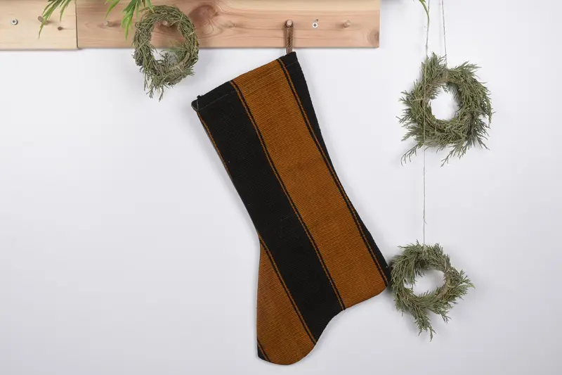 Festive 19-Inch Christmas Ornaments Pattern, Cozy Christmas Stocking