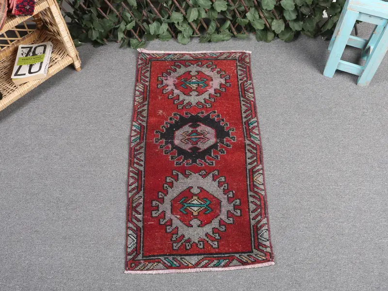 Red Rug, 1.5x3.1 ft Solid with Slight Variations