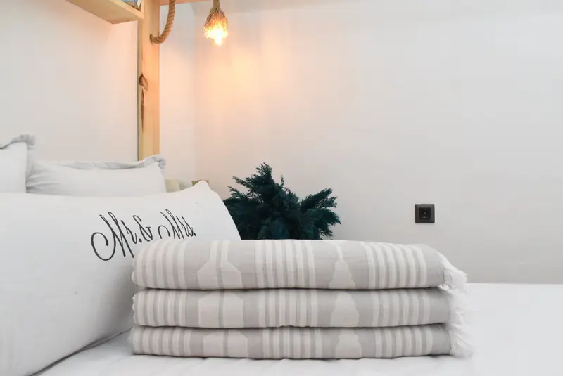 Monogram battaniye, 84x60 pamuklu desenli havlu, dekoratif yatak örtüsü, kişiselleştirilmiş battaniye, gelin için hediye, özel düğün hediyeleri, aile hediye sepeti - 2