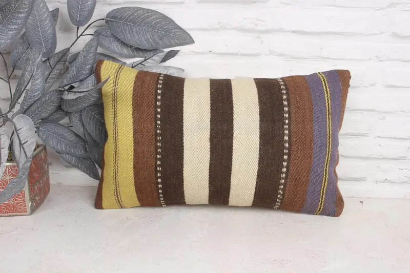 Knitted Pillow, Vintage Pillow, Pillow Cover, Outdoor Patio Pillow, Turkish Kilim Pillow, Handmade Kilim Cushion, 12x20 White Cushion Cover - 1