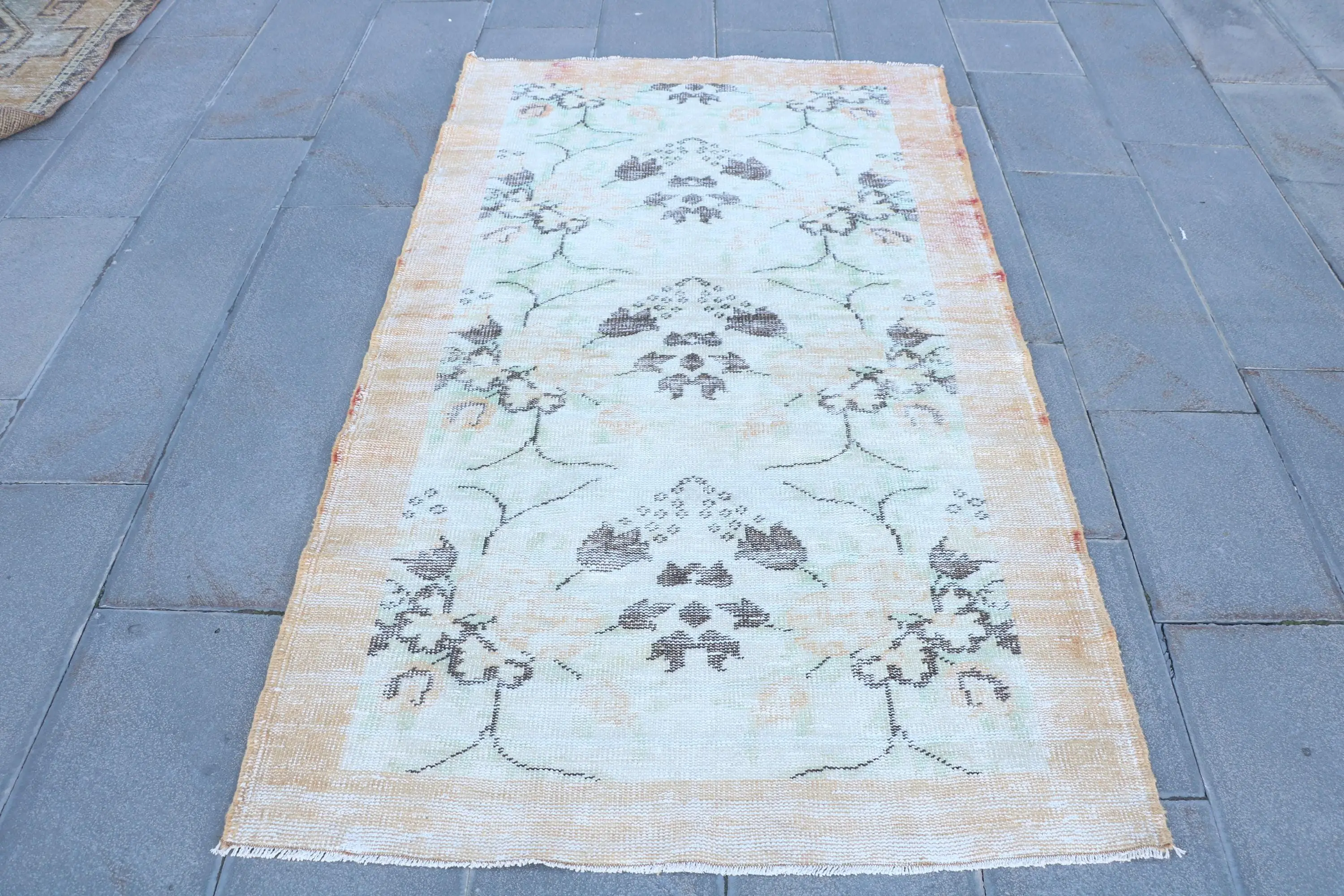 Vintage Rug, 3.8x6.6 ft Area Rug, White Abstract Wool Turkish Rug - 1