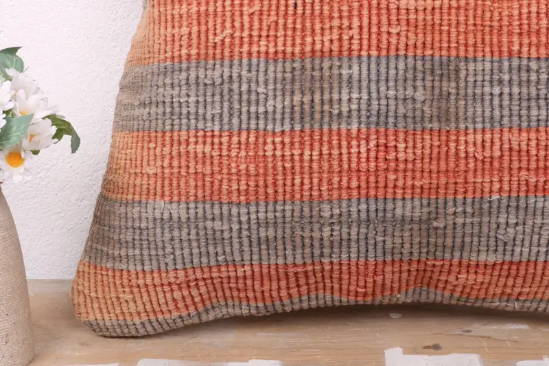 Cushion, Handmade Kilim Cushion, Retro Throw Pillow, Ethnical Kilim Rug Pillow, 18x18 Red Pillow Case, Throw Kilim Pillow, Turkish Rugs Pillow - 3