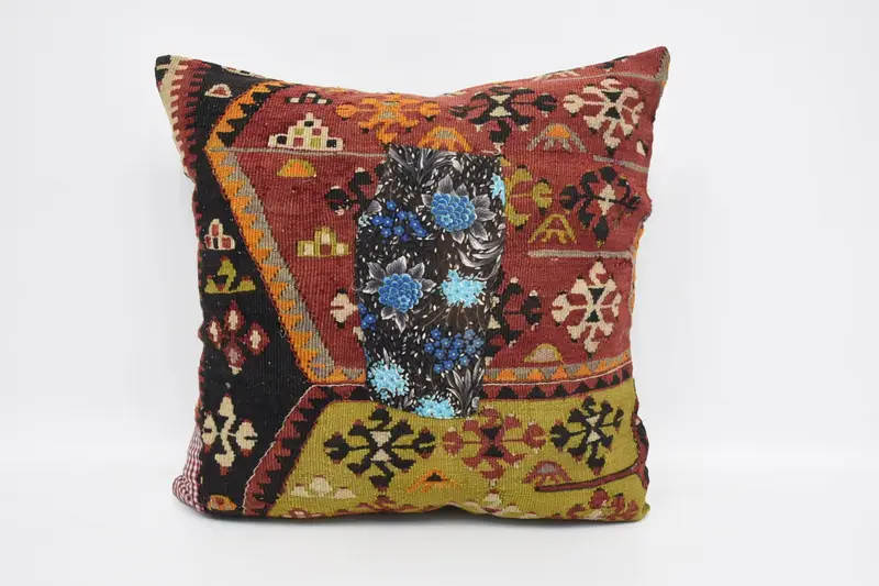 Saloon Turkish Wool Pillow Sham, Red 60x60 cm Gift Geometric Pillow Cover - 1
