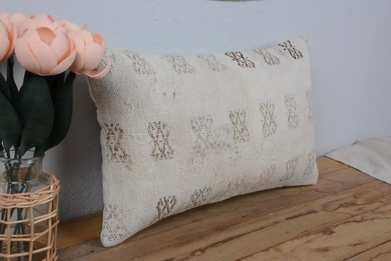 12x20 White Cushion, Interior Designer Pillow, Pillow, Handwoven Pillow Sham, Pattern Throw Cushion Cover, Vintage Kilim Pillow, Gift Pillow - 1
