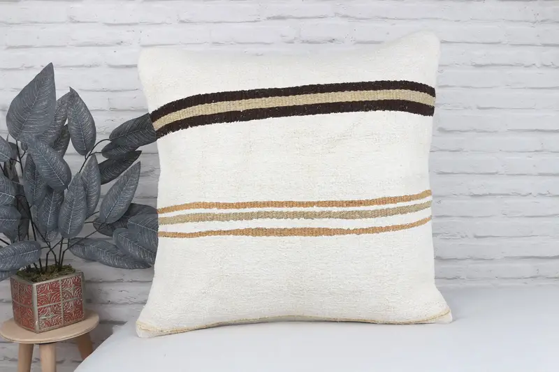 Aztec Pillow Sham, Throw Kilim Pillow, 24x24 White Pillow, Cushion Case, Vintage Pillow, Home Decor Pillow, Shabby Chic Pillow Sham - 2