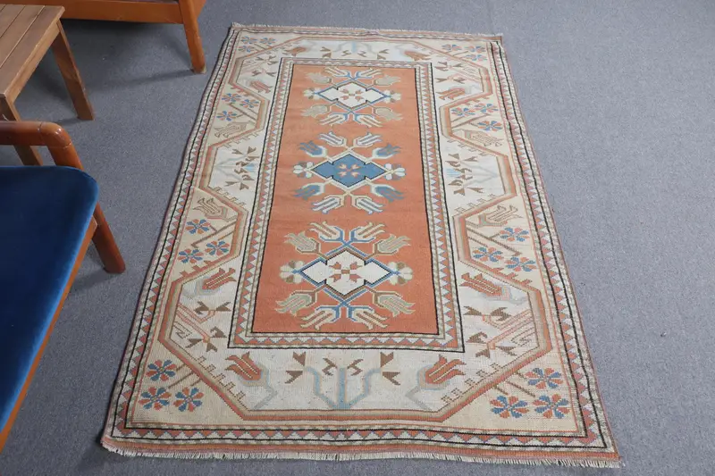Orangefarbener Ikat-Teppich, 1,1 x 1,8 m, eleganter Wohnraum-Akzent