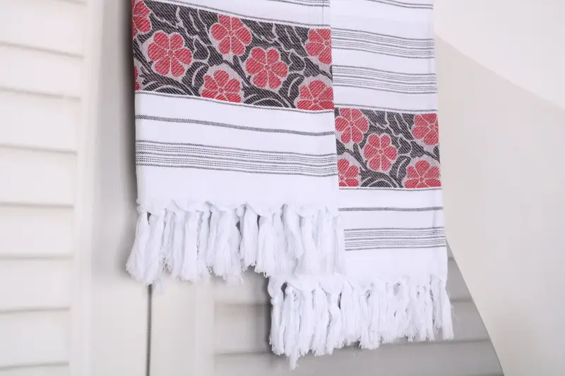 Turkish towel, Beach Towel Bulk, 70x40 Cotton Daisy Design Towel, Luxury towel, Sand-resistant Turkish towel for travel, Bachelorette Party Favor - 8