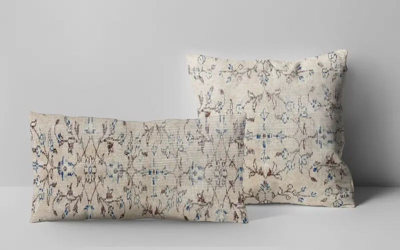 Beigefarbener Kelim-Kissenbezug, besticktes Kissen im Südwesten