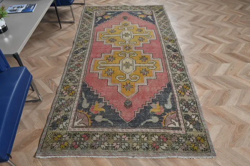 Türkischer Vintage-Teppich, 4,1 x 8,5 Fuß großer Oushak-Teppich, rot-blauer Südwestteppich - 1