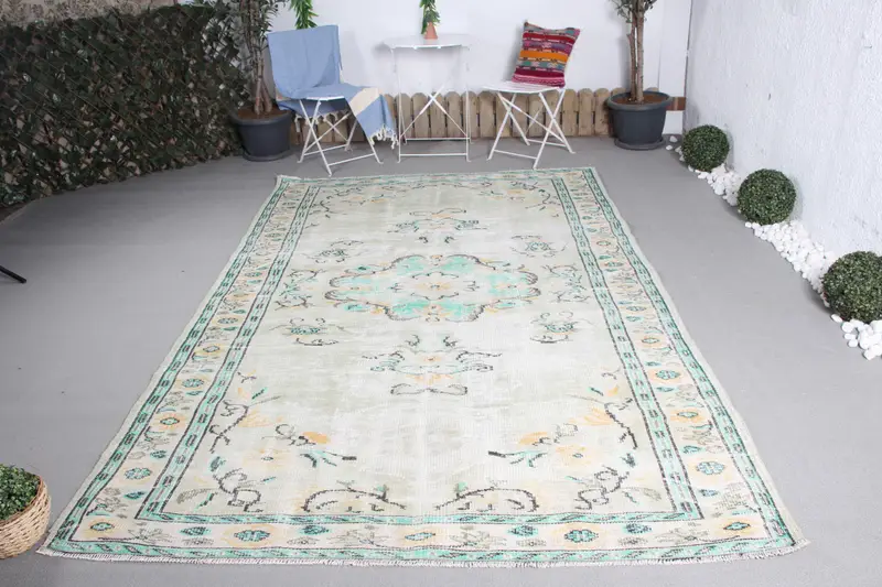 Turkish Rug, Large 6.2x9.7 ft Vintage Rug, White Oriental Wool Rug - 1