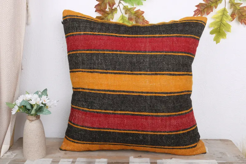 20x20 Red Cushion Cover, Vintage Kilim Throw Pillow, Ikat Cushion Cover, Turkish Kilim Pillow, Ethnical Kilim Rug Pillow, Garden Cushion, Pillow - 2