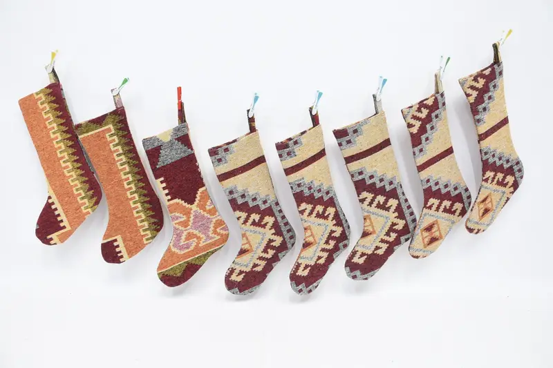 Süslü Bej Noel Çorabı, 14 İnç Geniş Tatil Çorabı