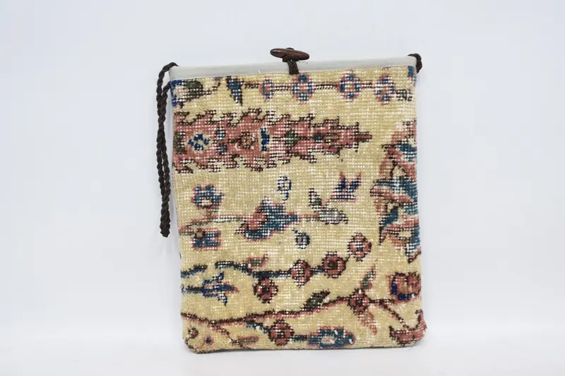 ヴィンテージモチーフのボヘミアンウールショルダーバッグ、キリムバッグ