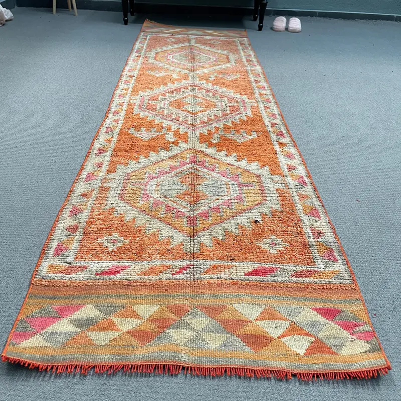 Vintage Herki Läuferteppich 2,7x10 ft (82x304 cm), türkischer orangefarbener Ikat-Wollteppich - 1