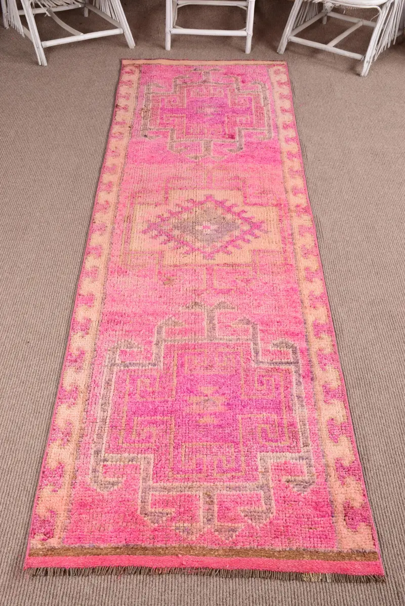 3 x 10,1 Fuß türkischer Vintage-Läuferteppich, rosa Wollteppich mit Tiermuster - 1