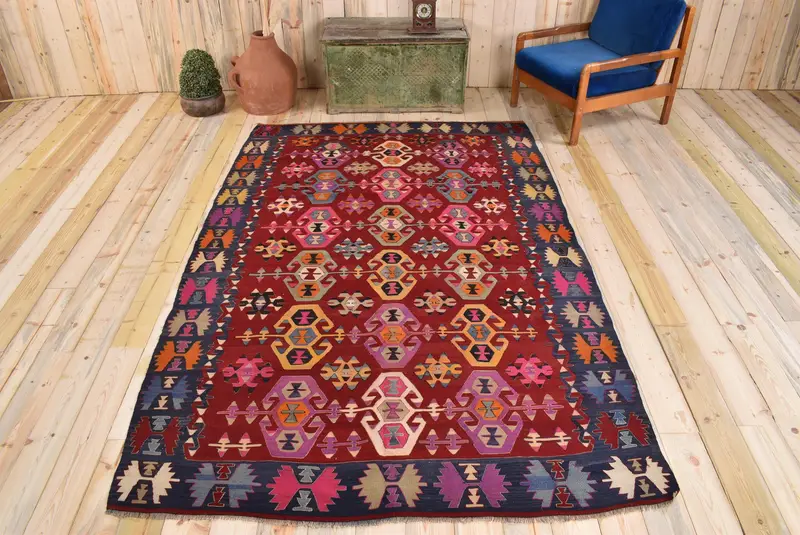Kırmızı ve Yeşil Puantiyeli Halı, 5,8x8,9 ft Şık Dekor