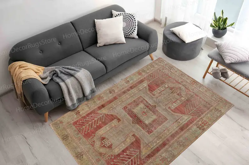 ブラウン＆レッドキリムプリントラグ：エスニック柄、落ち着いた色あせたデザイン