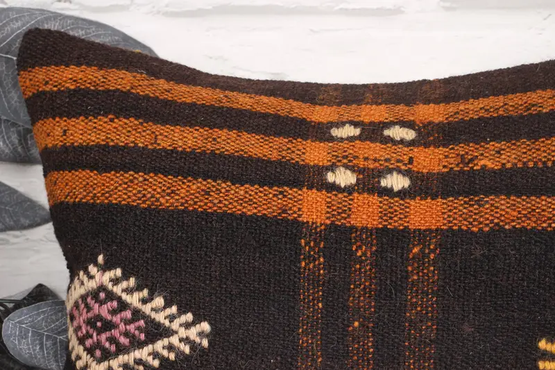 Bequemes Wurfkissen, 16x16 Braunes Kissengehäuse, Kilim -Kissen, Innenarchitekt -Kissen, türkisches Kilim -Kissen, Kissenabdeckung, Wandteppichkissenschein - 2