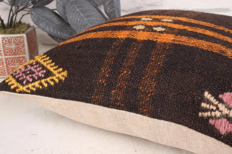 Bequemes Wurfkissen, 16x16 Braunes Kissengehäuse, Kilim -Kissen, Innenarchitekt -Kissen, türkisches Kilim -Kissen, Kissenabdeckung, Wandteppichkissenschein - 7