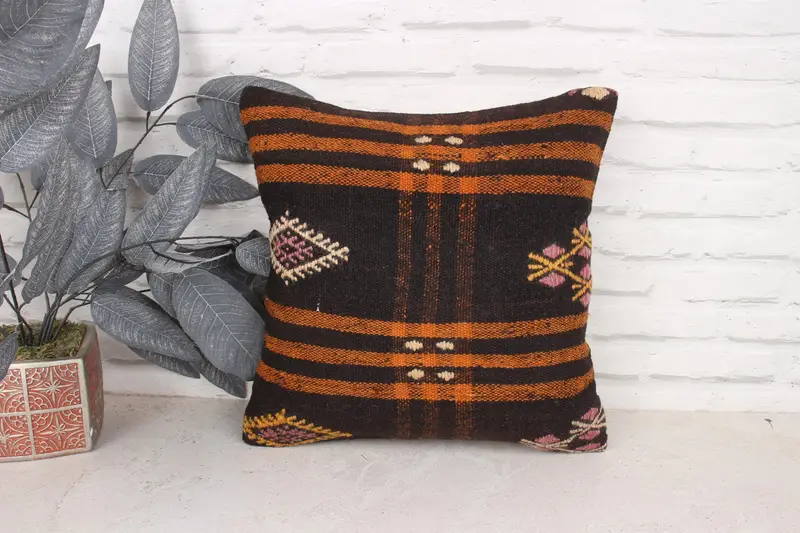 Bequemes Wurfkissen, 16x16 Braunes Kissengehäuse, Kilim -Kissen, Innenarchitekt -Kissen, türkisches Kilim -Kissen, Kissenabdeckung, Wandteppichkissenschein - 1
