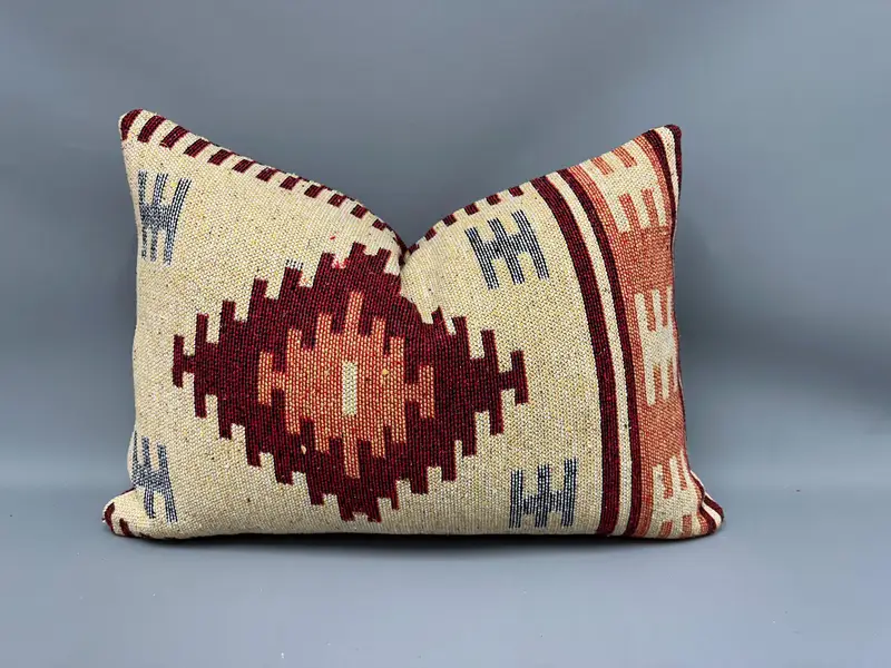 Rotes Kelim-Wurfkissen mit geometrischem Muster, Vintage-Leinenkissen