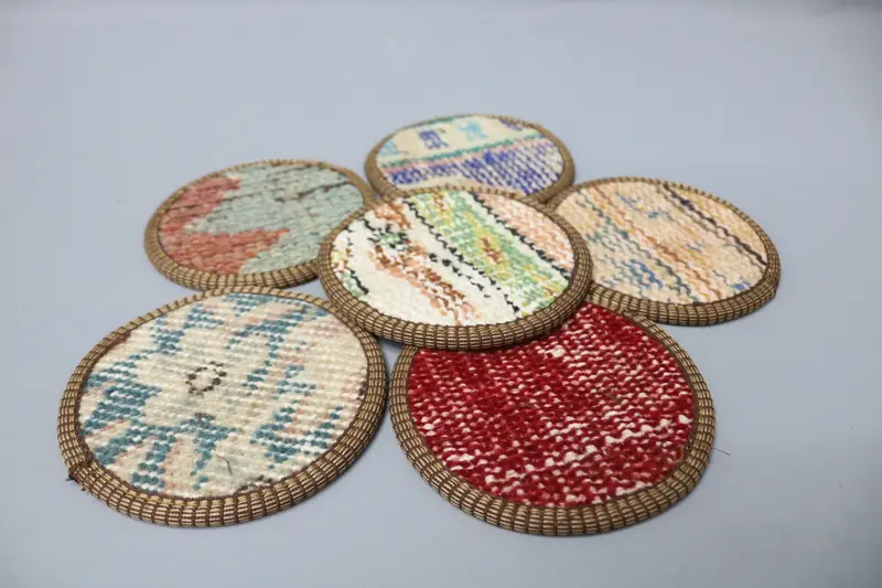 Roter und grüner Untersetzer, langlebiger und stilvoller Untersetzer