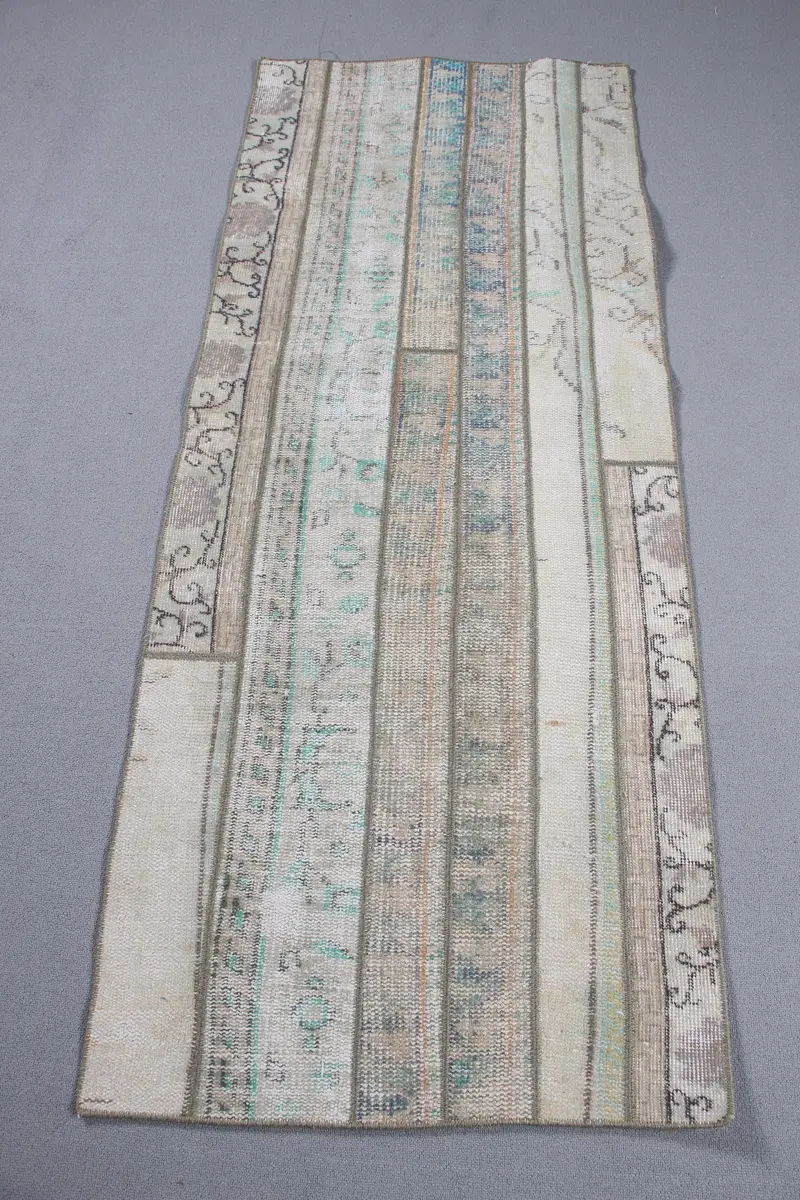 Green Abstract Rug, 2.5x6.1 ft Elegant Decor