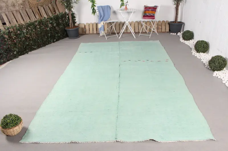 Blue Oriental Rug, 6,4x10,8 ft with Pink Accents