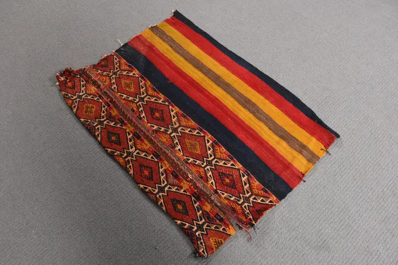 Vintage Turkish Small Rug 2.3x3.2 ft, Red Blue Floral Rug - 1