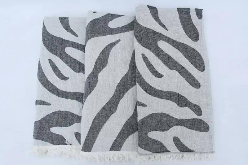 Turkish bath towel for spa, Embroidery Towels, 70x40 Cotton Patterned Towel, Luxury towel, Handmade Gift, Unique Wedding Gift, Lightweight towel - 4