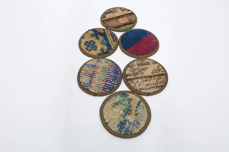 Blauer und roter Kelim-Untersetzer, ethnisch inspirierter Teppich-Untersetzer