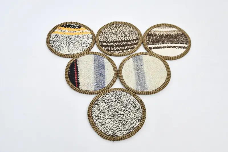 Posavasos redondos bohemios beige y marrones, posavasos con patrones tribales