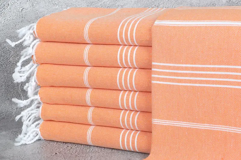 Gesticktes Strandtuch aus türkischer Baumwolle mit orangefarbenen Streifen, 40 x 71 Zoll