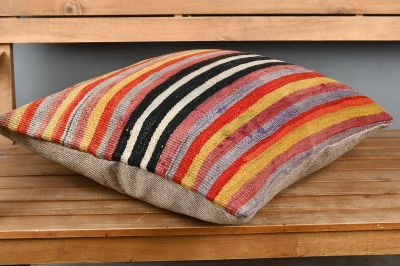 Pattern Throw Cushion Cover, 24x24 Red Pillow Case, Kilim Pillow Cover, Ethnical Kilim Rug Pillow, Handmade Kilim Cushion, Pillow Sham - 2