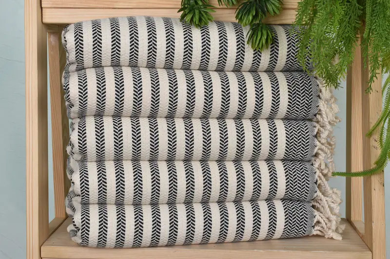 Bachelorette Favor, Wedding Favors, Turkish Towel Hand Towel, 40x18 Cotton Chevron Towel, Xmas Gifts, Small Bath Towels, Girl Trip Party Favor - 1