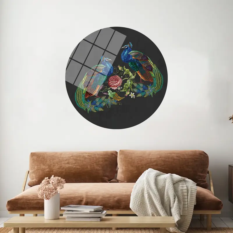 Vintage-Pfauenstickerei: Bedruckte Leinwandkunst für elegantes Dekor