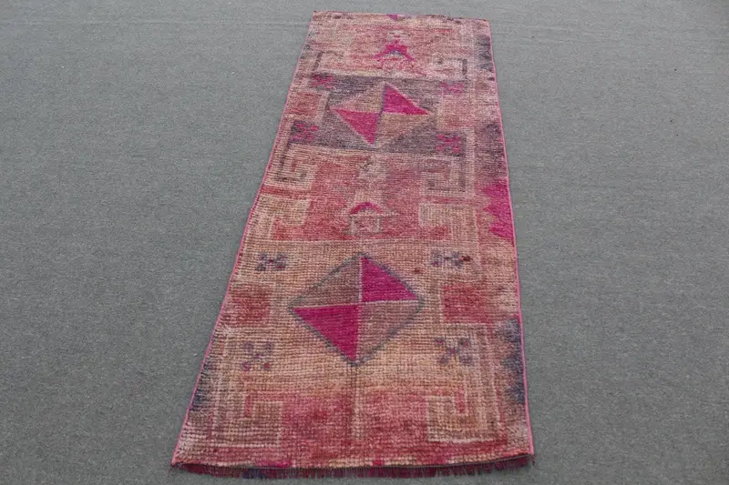 Red Ombré Rug, 2.6x6.8 ft Chic Living Room Accent