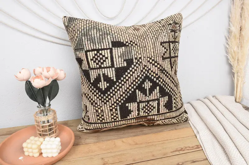 Pillow for Couch, Kilim Cushion Sham, 24x24 Pink Cushion Cover, Cushion Case, Interior Designer Pillow, Vintage Kilim Pillow Cushion Cover - 1