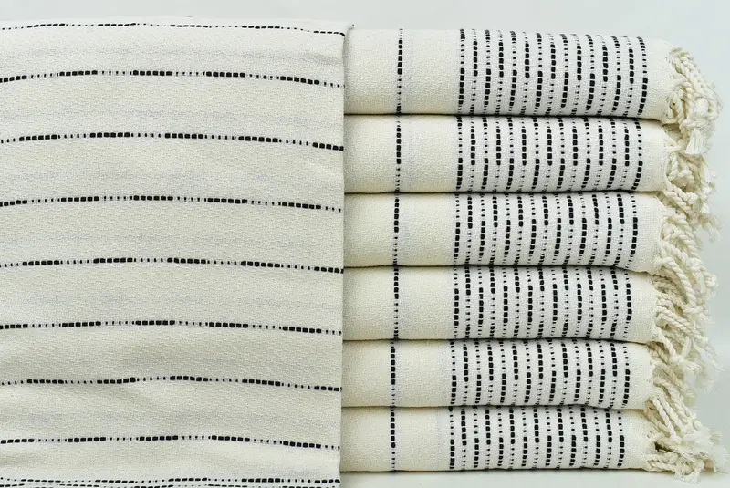 Turkish hand towel, Thin towel, Personalized Wedding Gift For Couple, 70x38 Cotton Striped Design Towel, Embroidered Beach Towel, Best Beach Towel - 1