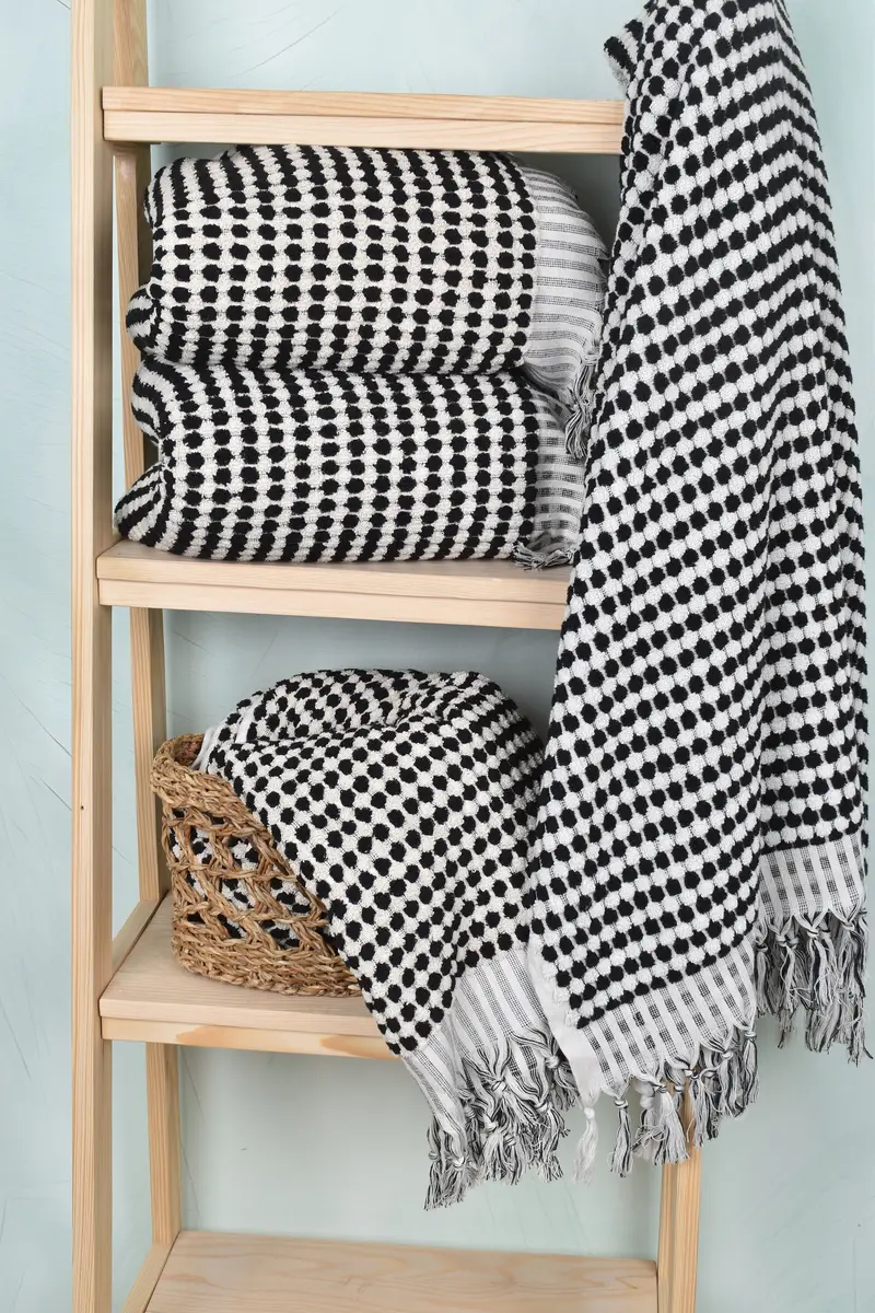Wedding Hand Made Gift, 68x36 Cotton Pom Pom Towel, Absorbent towel, Wedding Gift For Bride, Personalized Wedding Gift, Absorbent Turkish towel - 3