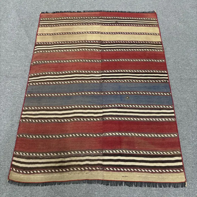 3.3x4.6 ft Vintage Halı, Türk Vurgulu Halı, Kırmızı Mavi Çiçekli Halı - 1