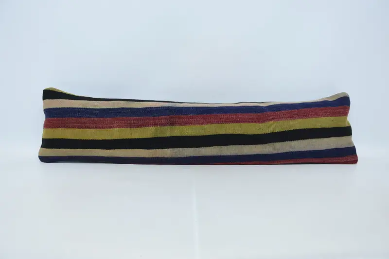 Besticktes rechteckiges Kissen, handgefertigtes gestreiftes Kissen