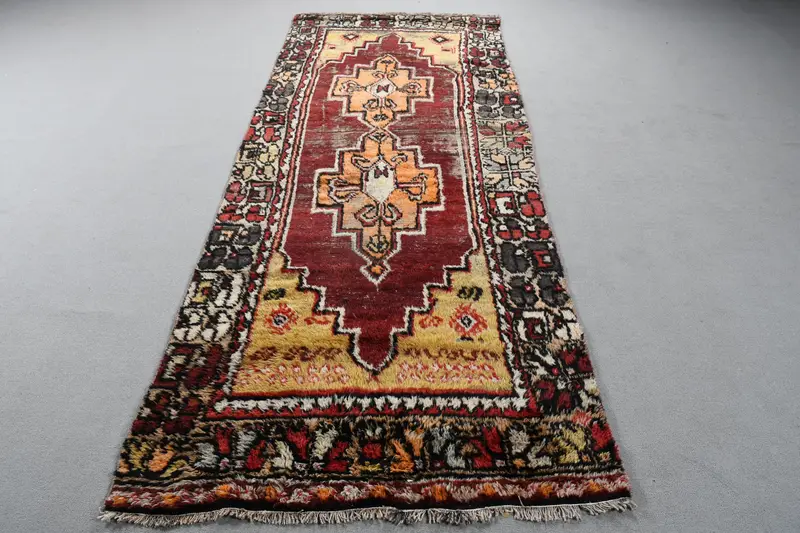 Türk Vintage Halı 3.8x9.7 ft, Oushak Kırmızı Bordürlü Yün Halı - 1
