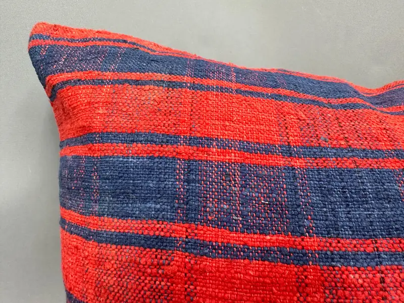Throw Kilim Pillow, Ethnic Throw Pillow Cover, Ethnical Kilim Rug Pillow, Pillow Cover, Home Decor Pillow, 20x20 Red Cushion - 5