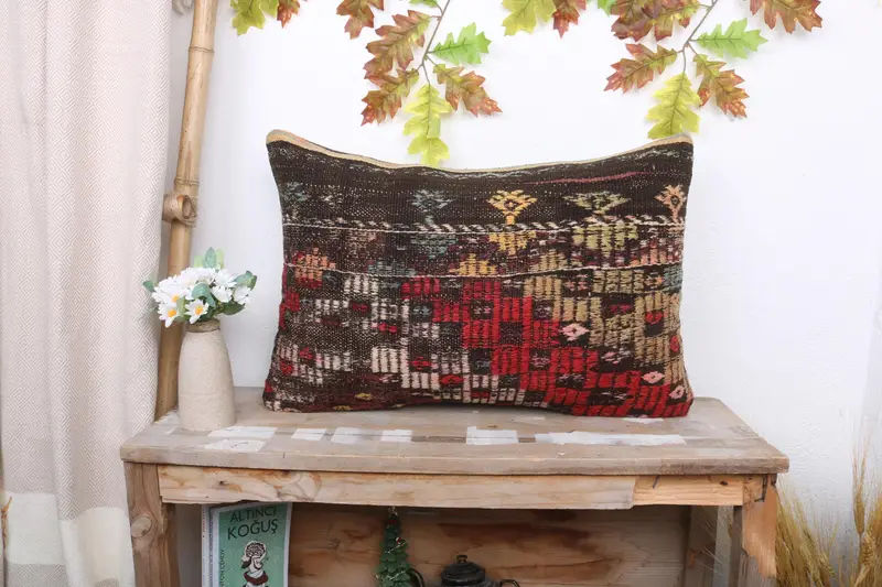 Rot & Beige gestreiftes Wurfkissen, handgefertigtes besticktes Rechteckkissen