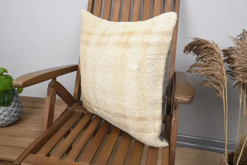 Vintage Kilim Throw Pillow, Interior Designer Pillow, 20x20 Beige Pillow, Pillow Sham, Vintage Kilim Pillow, Wool Kilim Pillow Cushion Case - 3