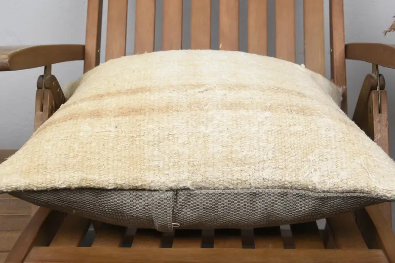 Vintage Kilim Throw Pillow, Interior Designer Pillow, 20x20 Beige Pillow, Pillow Sham, Vintage Kilim Pillow, Wool Kilim Pillow Cushion Case - 5
